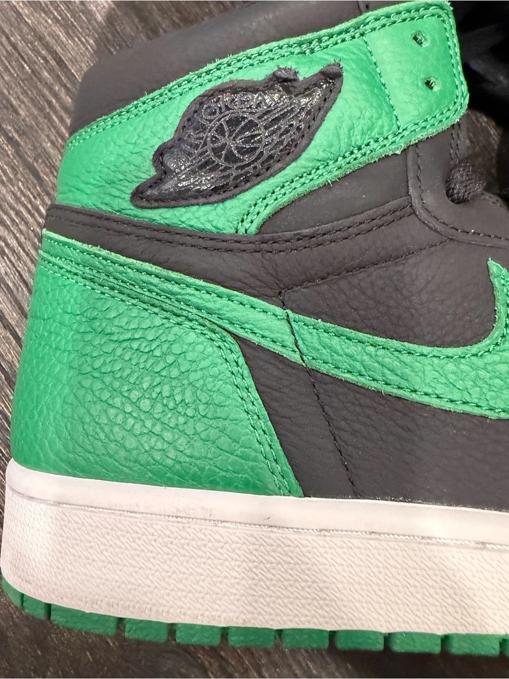 Nike Air Jordan 1 Retro High OG Pine Green 2.0 Men’s Size 12